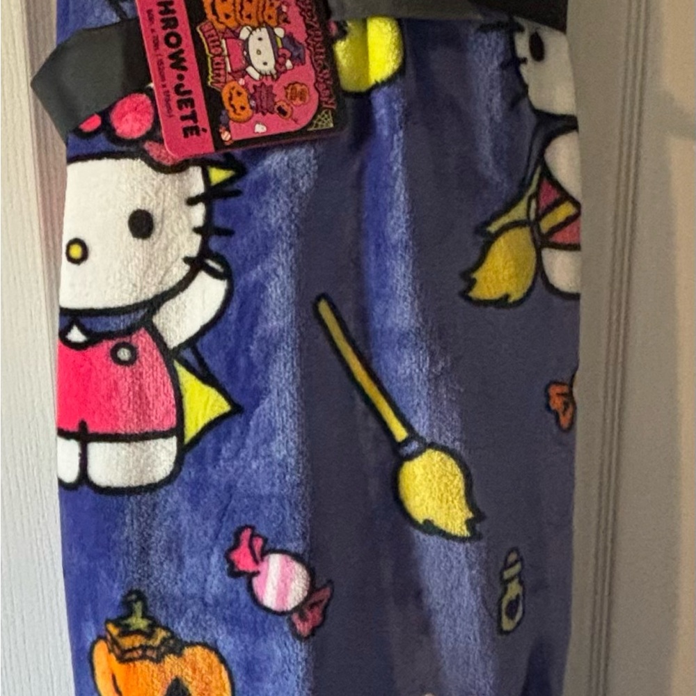 Hello Kitty Halloween Blanket